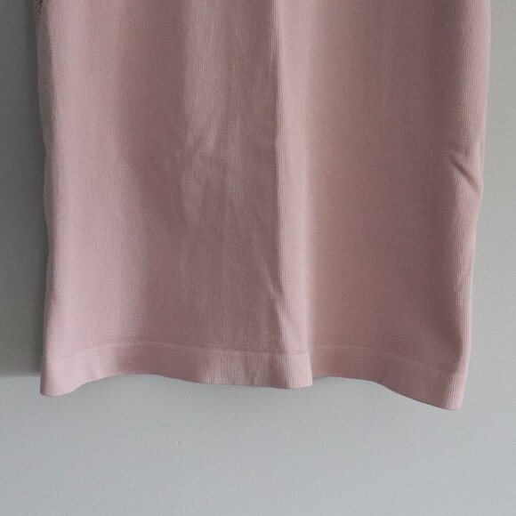 Fabletics Women's Pink Musetta Seamless Activewear Breathable Mesh Scoop Tank - Picture 7 of 7